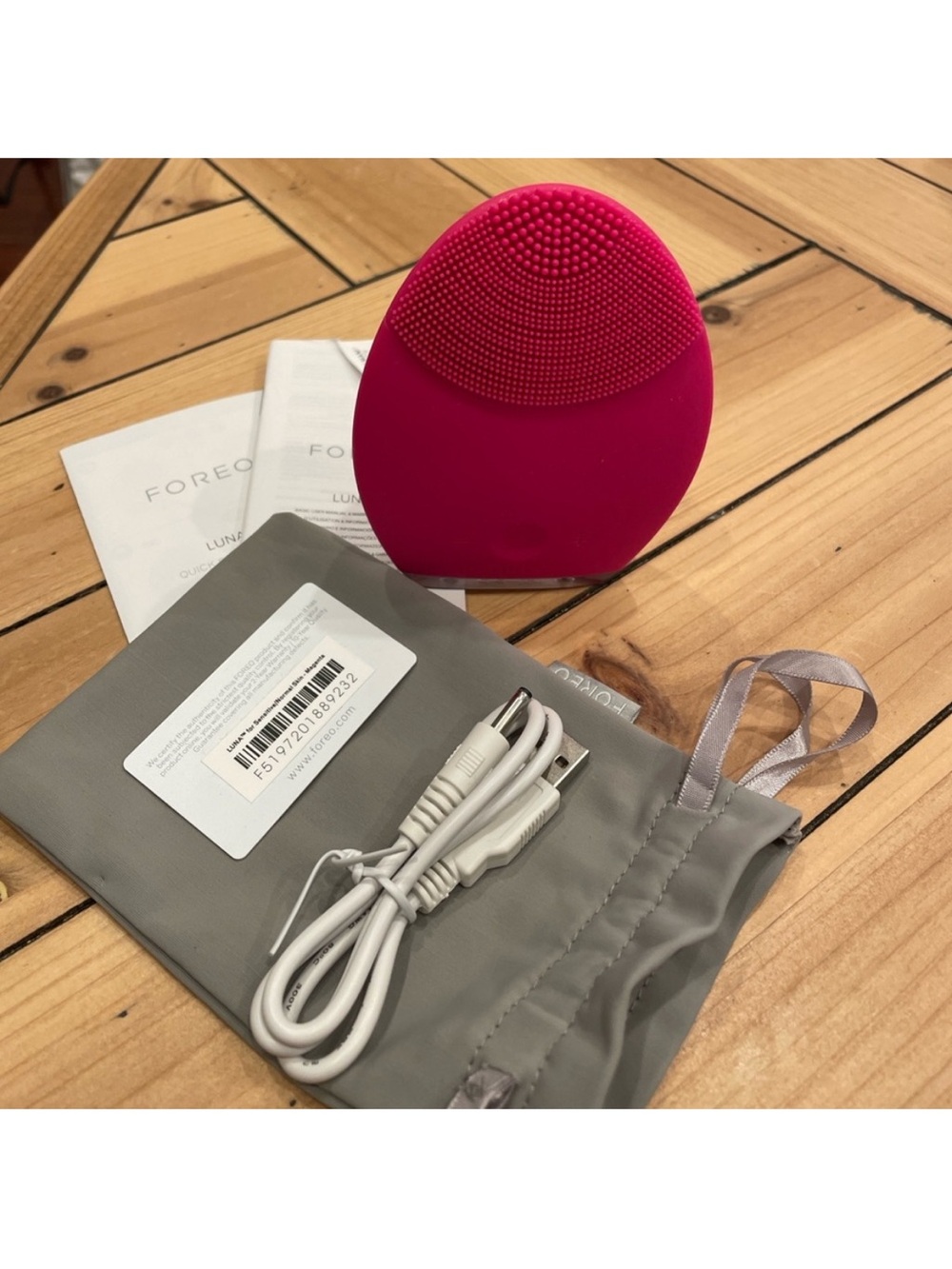 Skin.
Foreo Luna 1 Sensitive/Normal